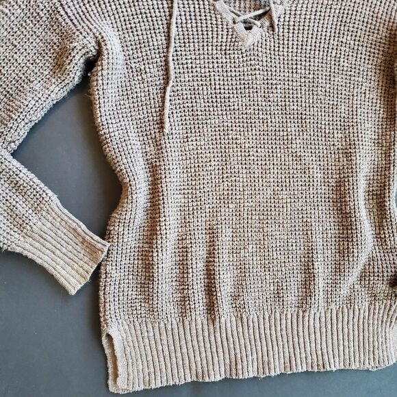 American Eagle Brown Open Knit Sweater - Picture 4 of 10